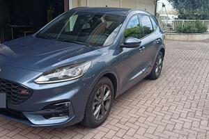 kuga benzina Hybrid 