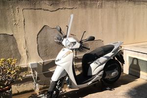 Honda sh 300 