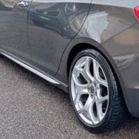 Cerchi in lega da 18" per alfa romeo