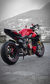 Ducati streetfighter v4s