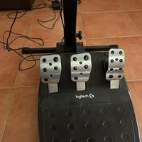 Volante + Pedali della Logitech, per ps4 e ps5