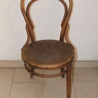 Sedia stile Thonet danneggiata