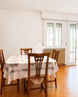 4 LOCALI A SAN MAURO PASCOLI