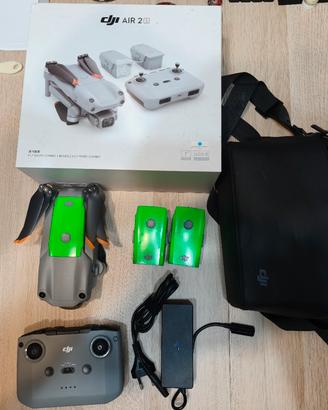 DJI Air 2S Fly More Combo Drone