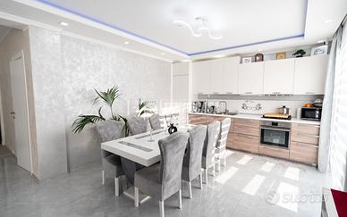 Casa indipendente ristrutturata con giardino priva