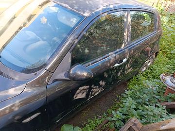 Alfa romeo  147, la macchina è marciante 