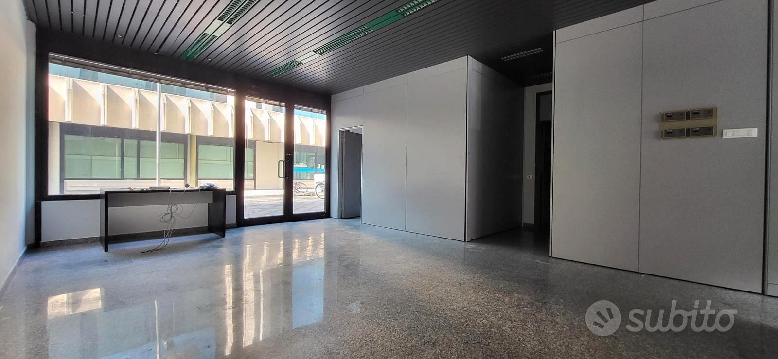 PRESTIGIOSO UFFICIO/NEGOZIO 100mq piano terra - Vista 3
