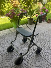 Deambulatore per anziani