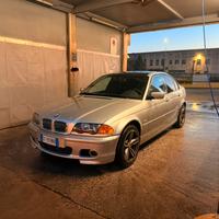BMW E46 323i