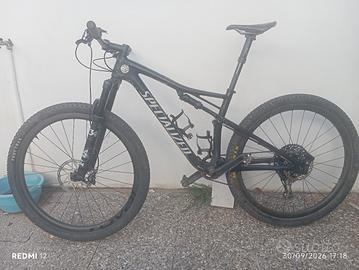 bicicletta Specialized Epic Evo