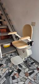Montascale elettrico ACORN 1 piano come nuovo