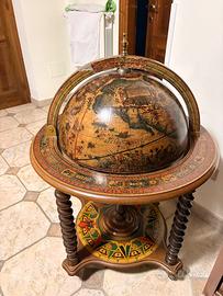 Mobile bar mappamondo