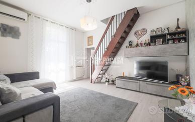 APPARTAMENTO RISTRUTTURATO CON MANSARDA