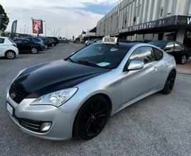 Hyundai Genesis Coupe 2.0 Turbo Sport