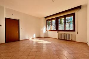 4 LOCALI A FIRENZE