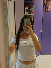Top con spalle scoperte Stradivarius