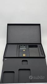 MOTOROLA RAZR FOLD FIFA EDITION 512 GB