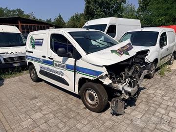 Citroen Berlingo INCIDENTATO