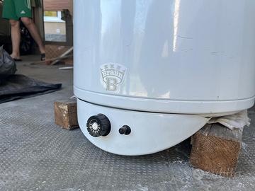 Scaldabagno elettrico ad accumolo