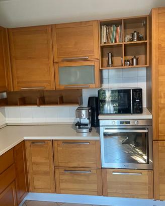 Cucina in legno massello-last minute