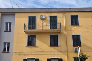 Appartamento con cortile e garage