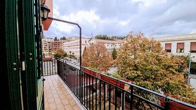 Luminoso appartamento arredato uso transitorio