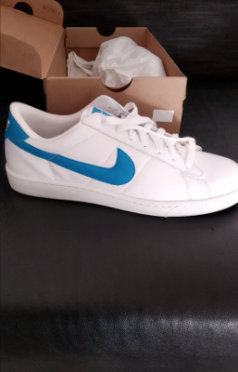 Scarpe sneakers Nike classic vintage nuove 42,5