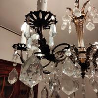 LAMPADARI A GOCCE DI CRISTALLO E OTTONE VINTAGE 