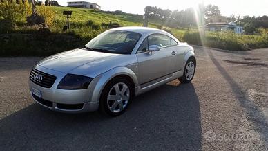 Audi TT Coupé MK1 (1999)