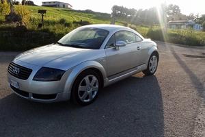 Audi TT Coupé MK1 (1999)