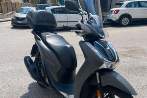 sh 125