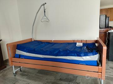 Letto degenza anziani o malati