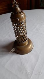 Antico porta-candele (in bronzo)