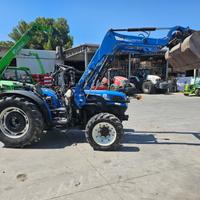 New Holland T4.95 con pala caricatrice Trattore