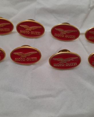 Moto Guzzi spilla originale anni 70