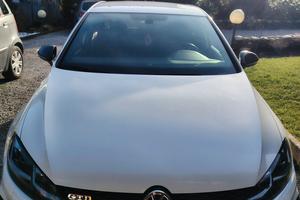 Volkswagen Golf VII GTD 2.0 TDI 184 CV DSG 