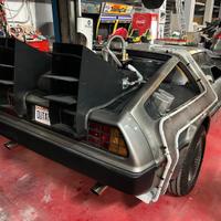 De lorean delorean dmc 12 ritorno al futuro bttf
