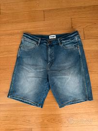 Bermuda jeans uomo Wrangler W34