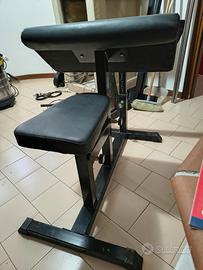 Panca per bicipiti