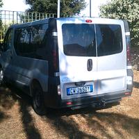 Opel vivaro 9 posti gancio traino autoveicolo