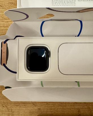 Apple Watch SE (1a gen.) (GPS, 40mm)