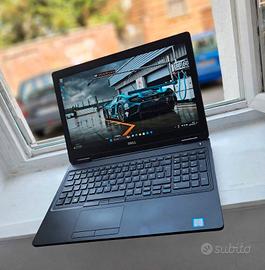 pc portatile Dell Latitude 5580 i5 7th 8/256GB SD