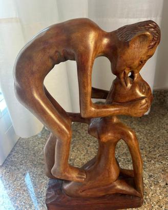 Scultura artigianale in legno