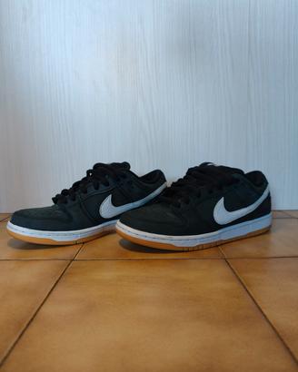 Nike SB Dunk Low Pro Black Gum Taglia 42.5