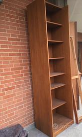 Libreria con tavolo computer tutto in legno