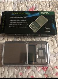 Bilancia di precisione digitale retro illuminata