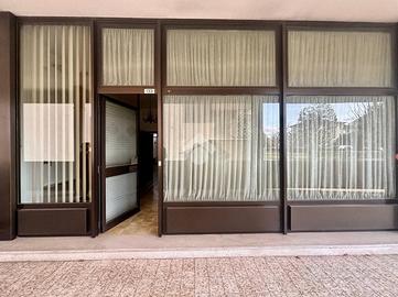 NEGOZIO A CONEGLIANO