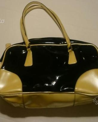 Borsa David Jones
