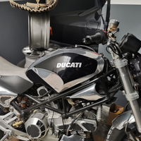 Ducati Monster 900