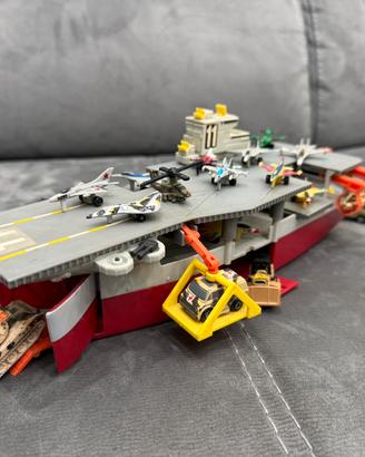 Portaerei Micro Machines Galoob